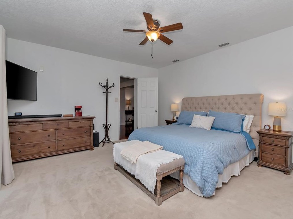 4711 Alline Ave, Tampa FL  33611-2101 exterior