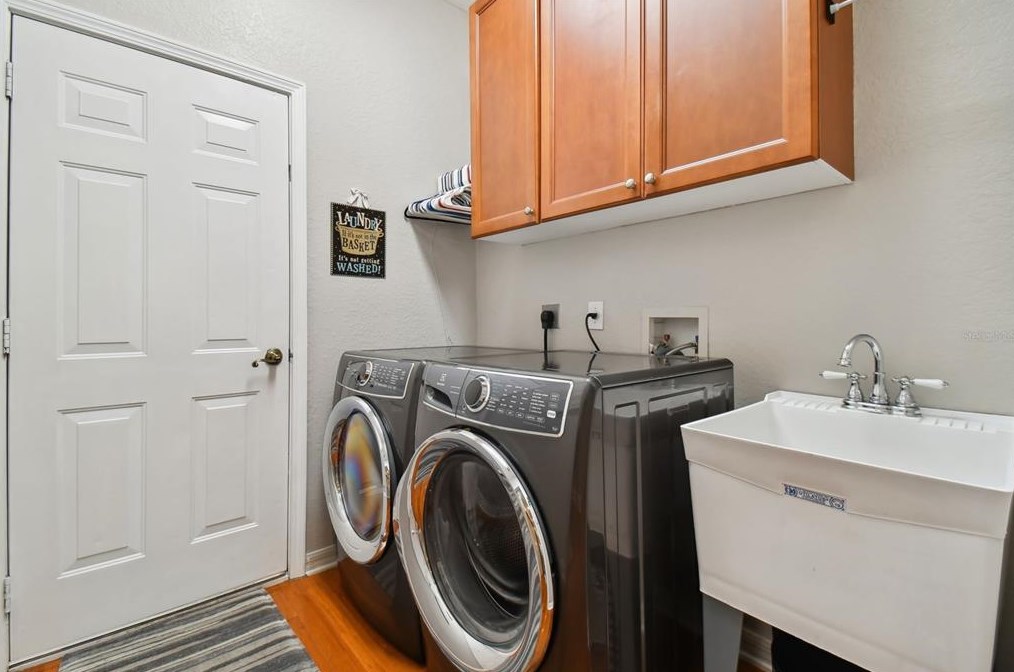 11028 Stone Branch Dr, Riverview FL  33569-2029 exterior