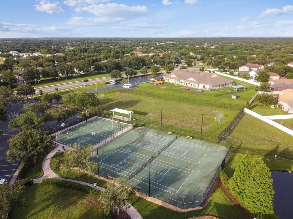 11028 Stone Branch Dr, Riverview FL  33569-2029 exterior