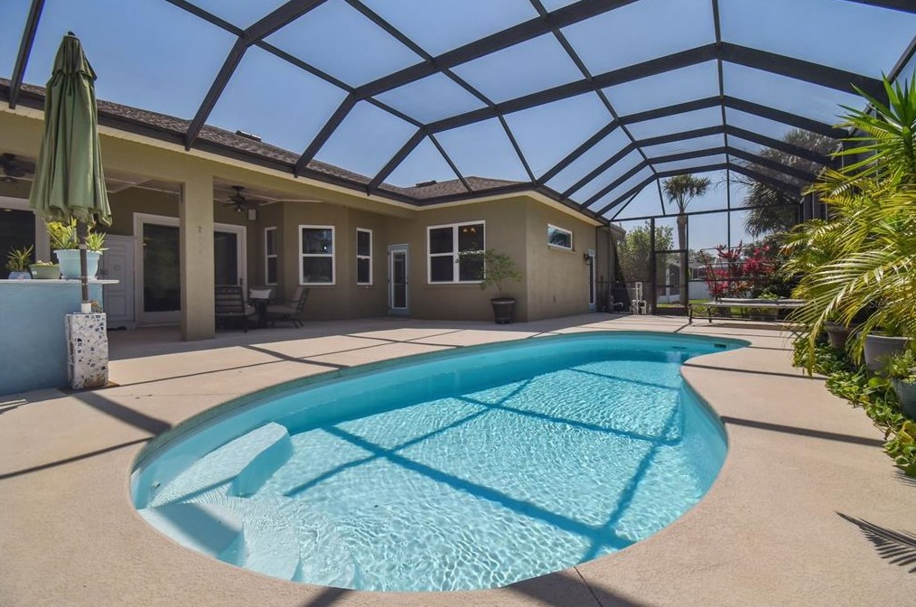 11028 Stone Branch Dr, Riverview FL  33569-2029 exterior