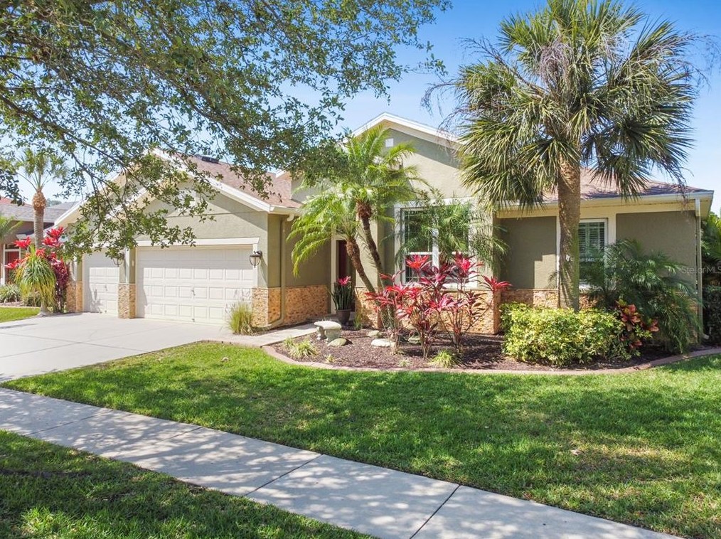 11028 Stone Branch Dr, Riverview FL  33569-2029 exterior