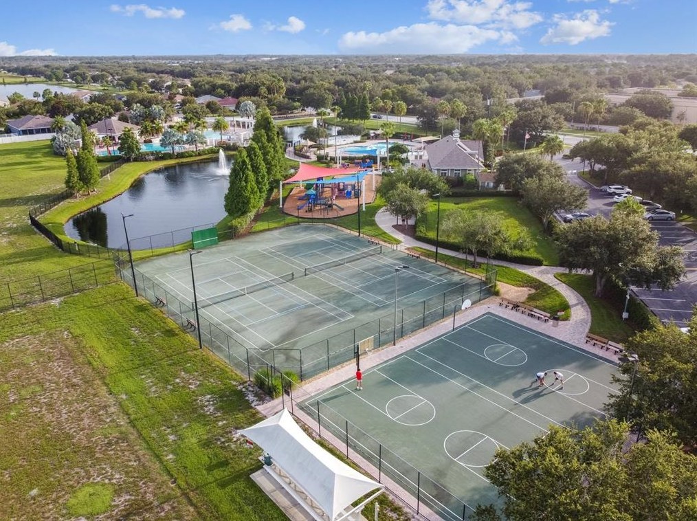 11028 Stone Branch Dr, Riverview FL  33569-2029 exterior