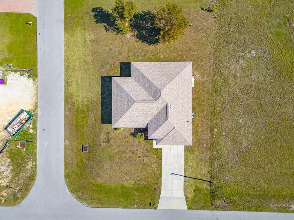 213 6 St, Cape Coral FL  33909-0019 exterior