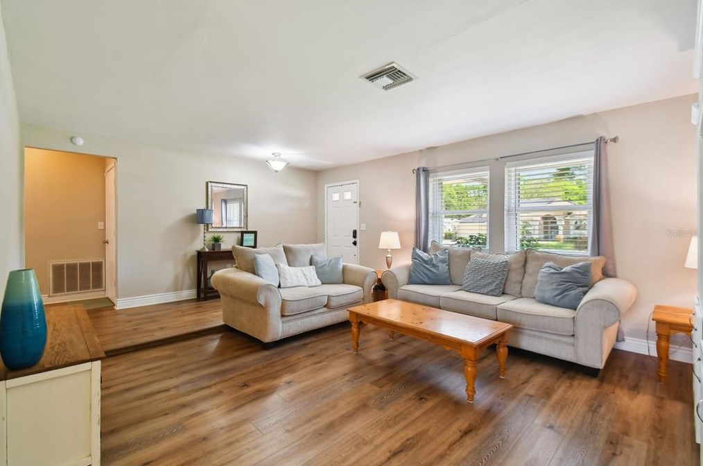 4809 Parkway Blvd, Land O Lakes FL 34639-4133 exterior