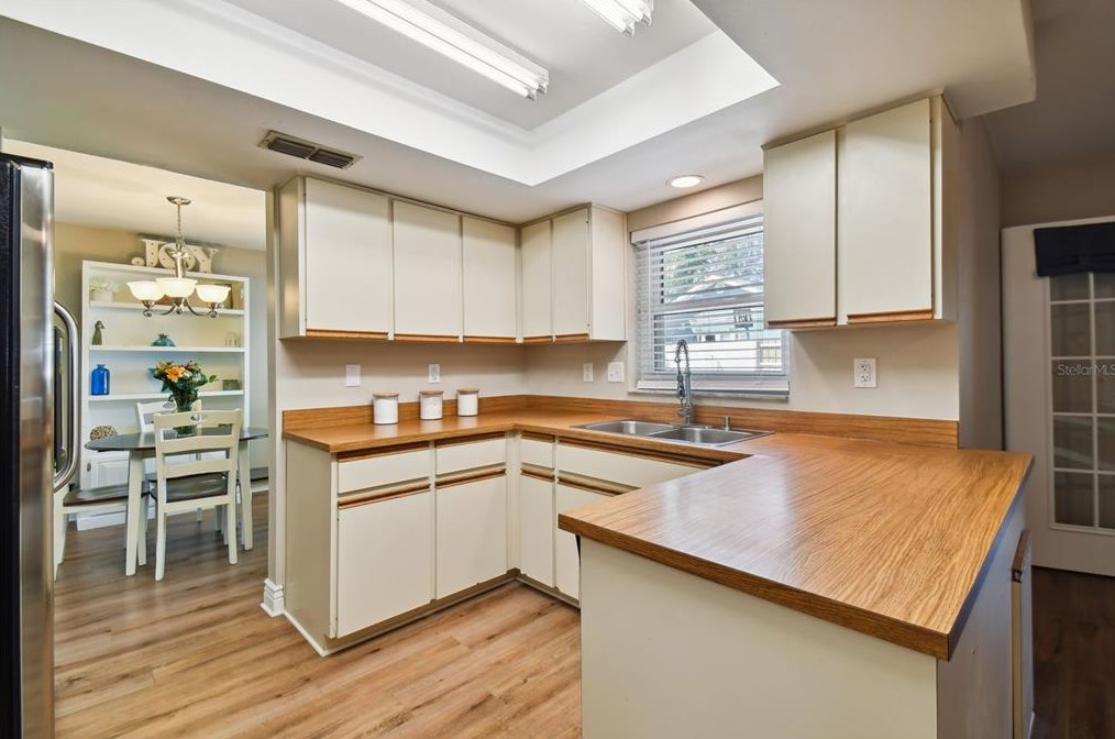 4809 Parkway Blvd, Land O Lakes FL 34639-4133 exterior