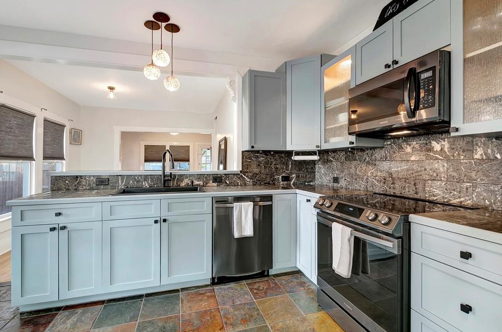 204 North St, Tampa FL  33604-6017 exterior