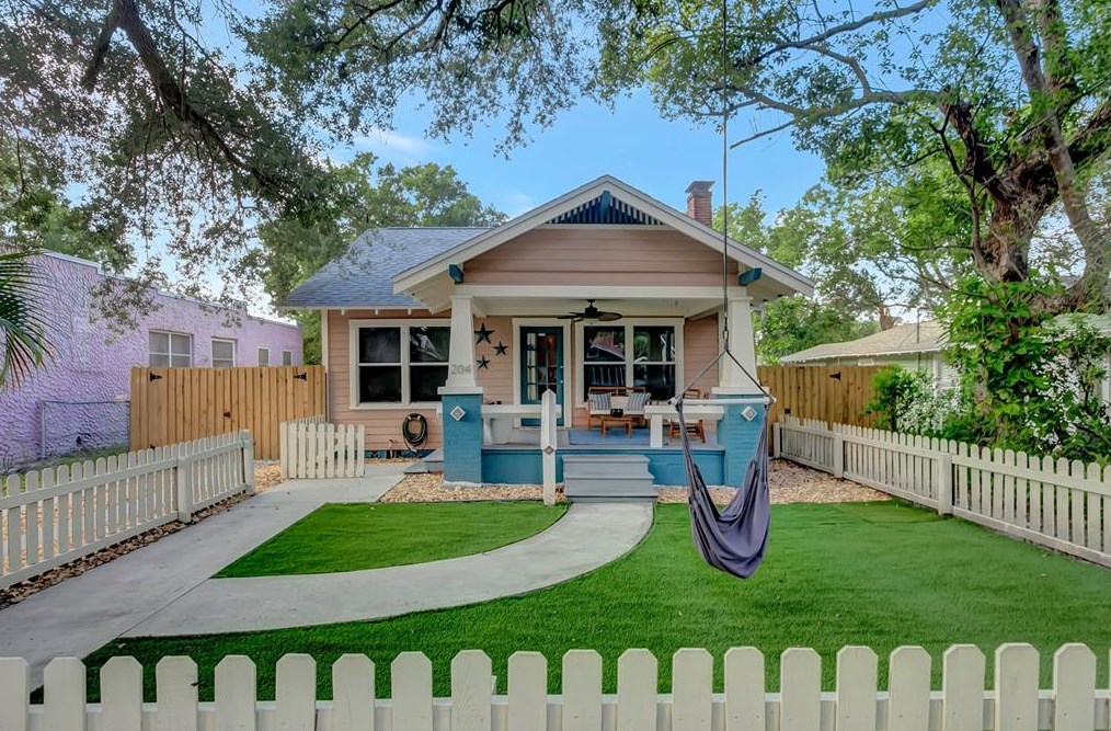 204 North St, Tampa FL  33604-6017 exterior