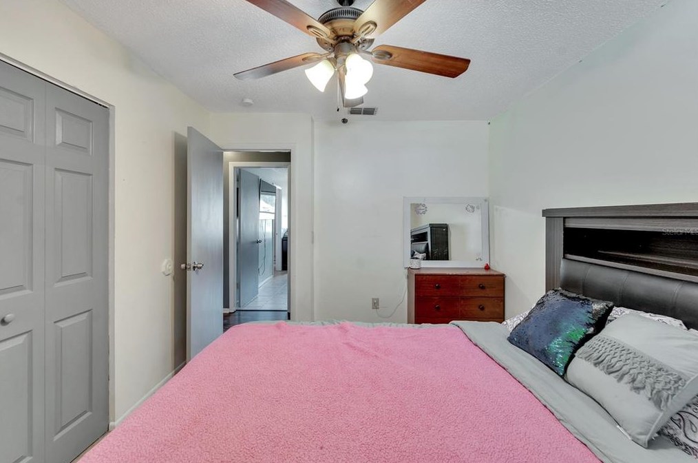 11216 Garfield Ct, Seffner FL  33584-8316 exterior