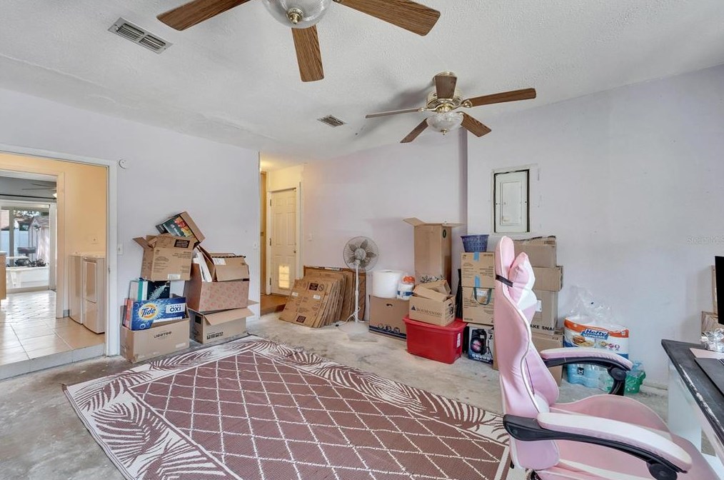 11216 Garfield Ct, Seffner FL  33584-8316 exterior