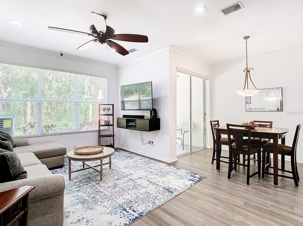 12419 Chase Grove Dr, Tampa FL  33626-1615 exterior