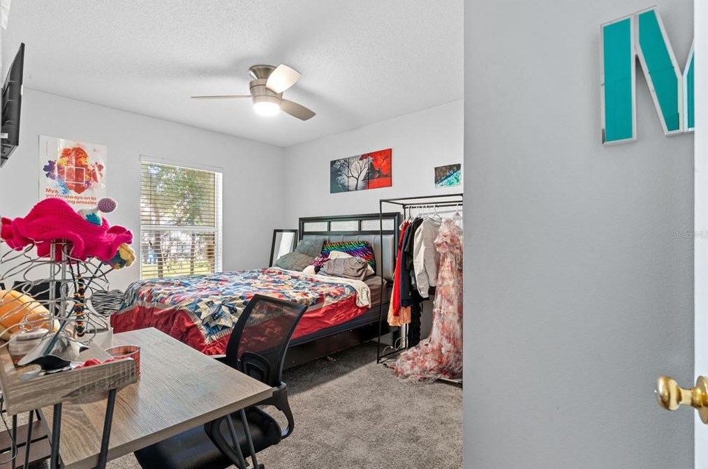 4660 Ashburn Sq Dr, Tampa FL 33610-5956 exterior