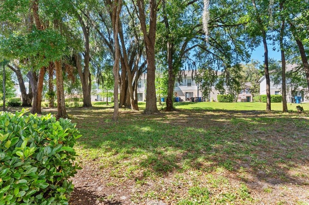 4660 Ashburn Sq Dr, Tampa FL 33610-5956 exterior