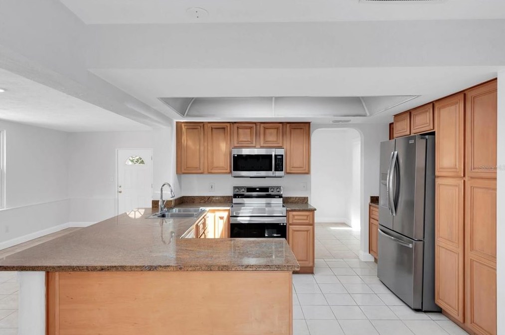 6701 16 Way, Saint Petersburg FL  33712-5901 exterior