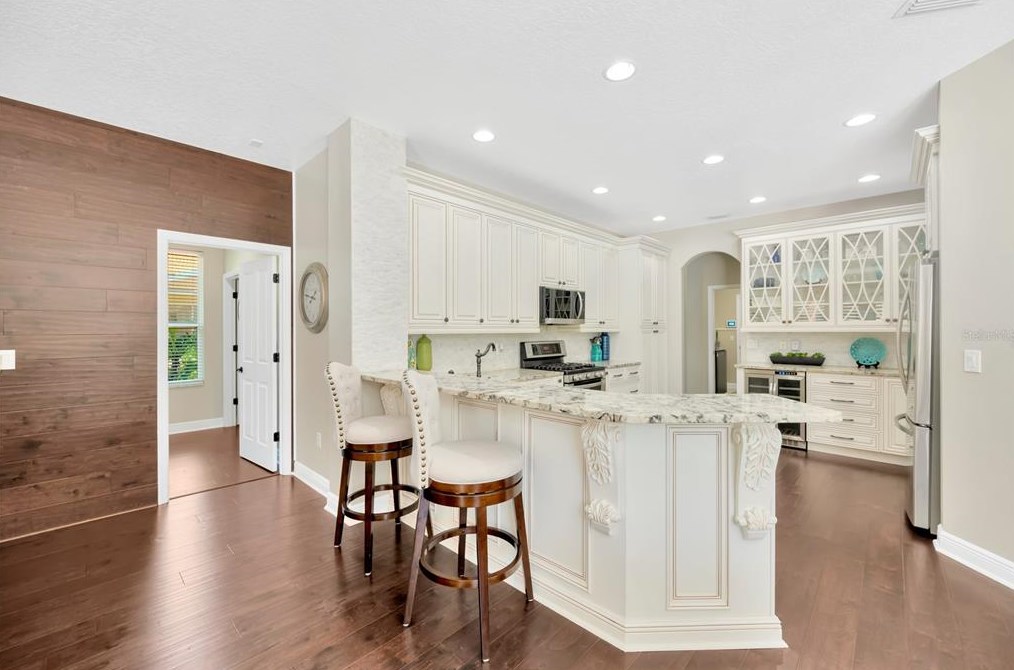 10254 Arbor Side Dr, Tampa FL  33647-2951 exterior