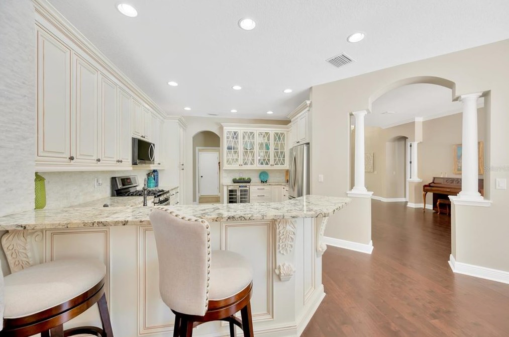 10254 Arbor Side Dr, Tampa FL  33647-2951 exterior