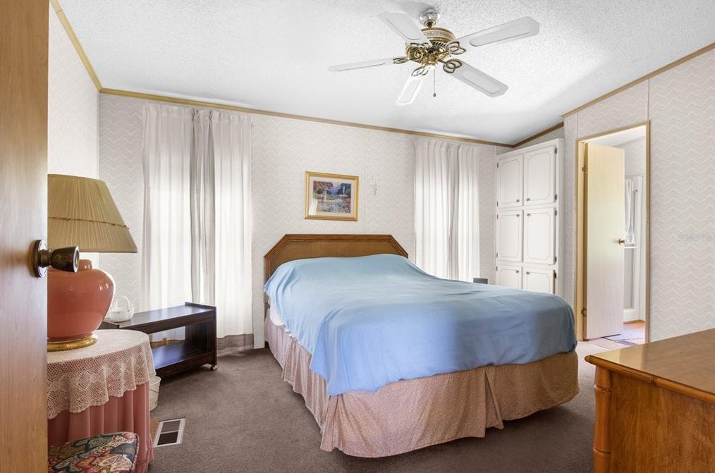 38760 Vulcan Cir, Zephyrhills FL exterior