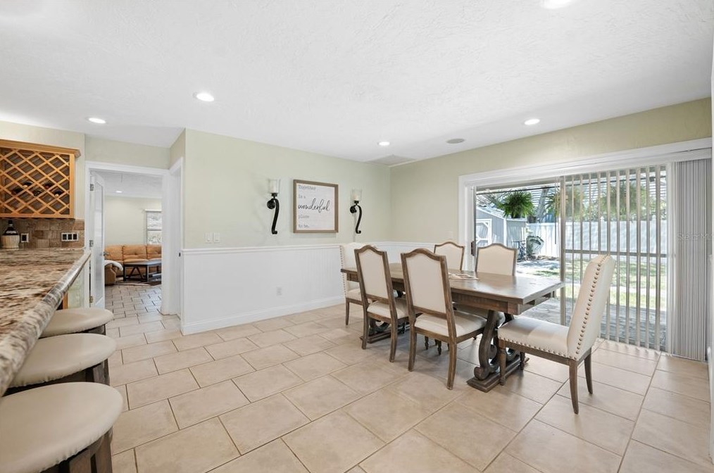 10767 Danielle Dr, Largo FL exterior