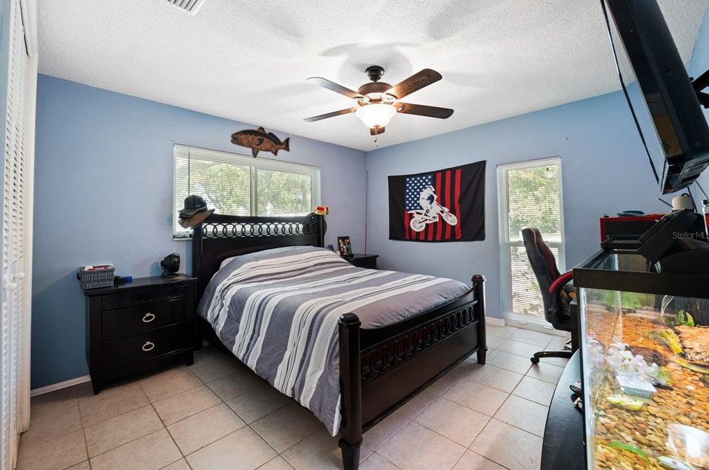 10767 Danielle Dr, Largo FL exterior