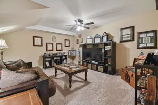 849 John Cressler Dr, Seffner, FL 33584 - Photo 35