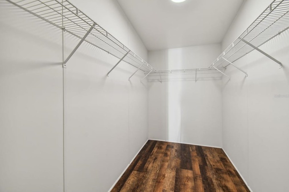 9616 Silverbend Dr, Dade City FL  33525-1466 exterior