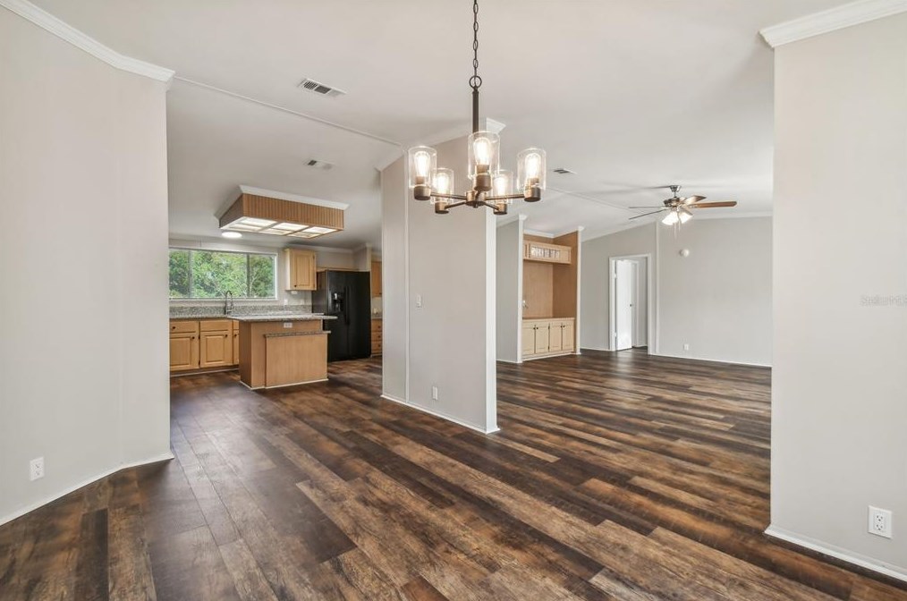 9616 Silverbend Dr, Dade City FL  33525-1466 exterior