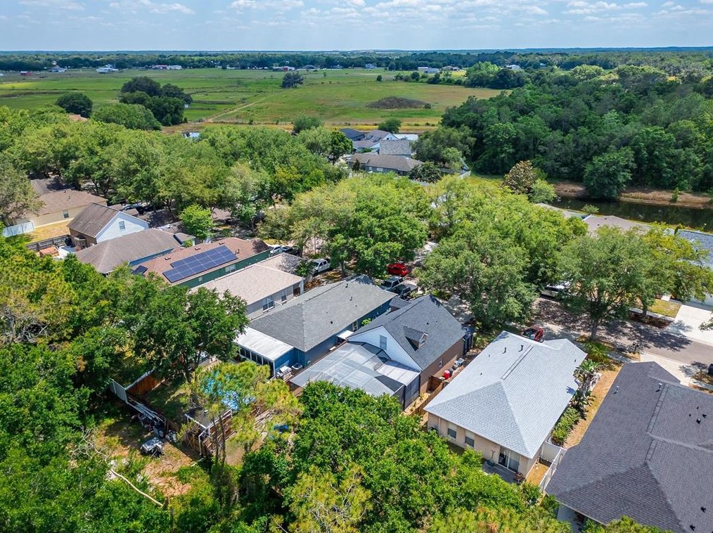 6151 Kiteridge Dr, Lithia FL 33547-5849 exterior