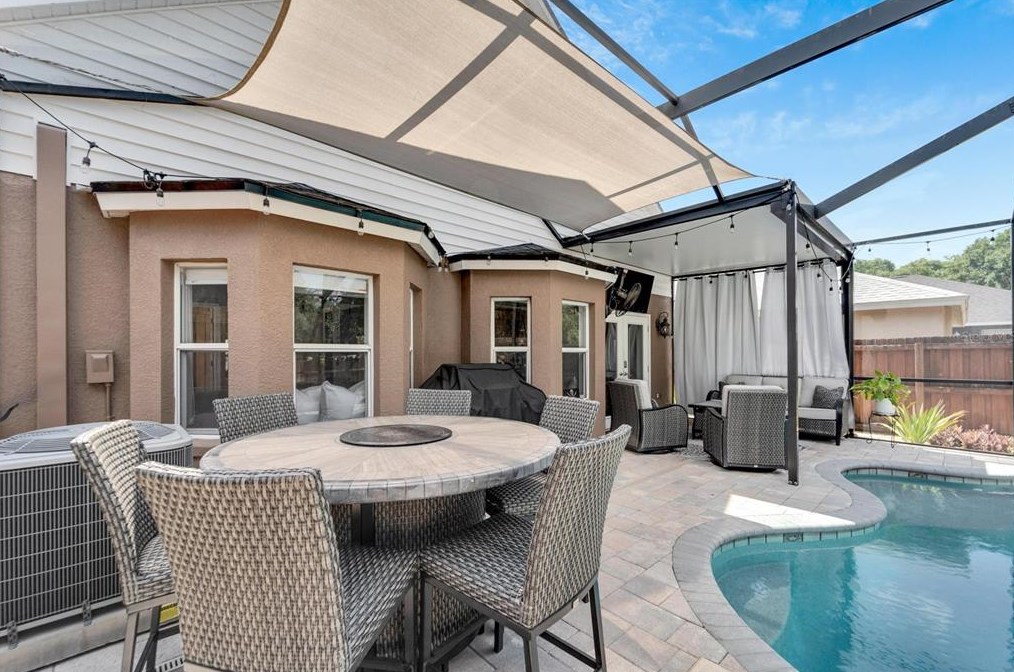 6151 Kiteridge Dr, Lithia FL 33547-5849 exterior