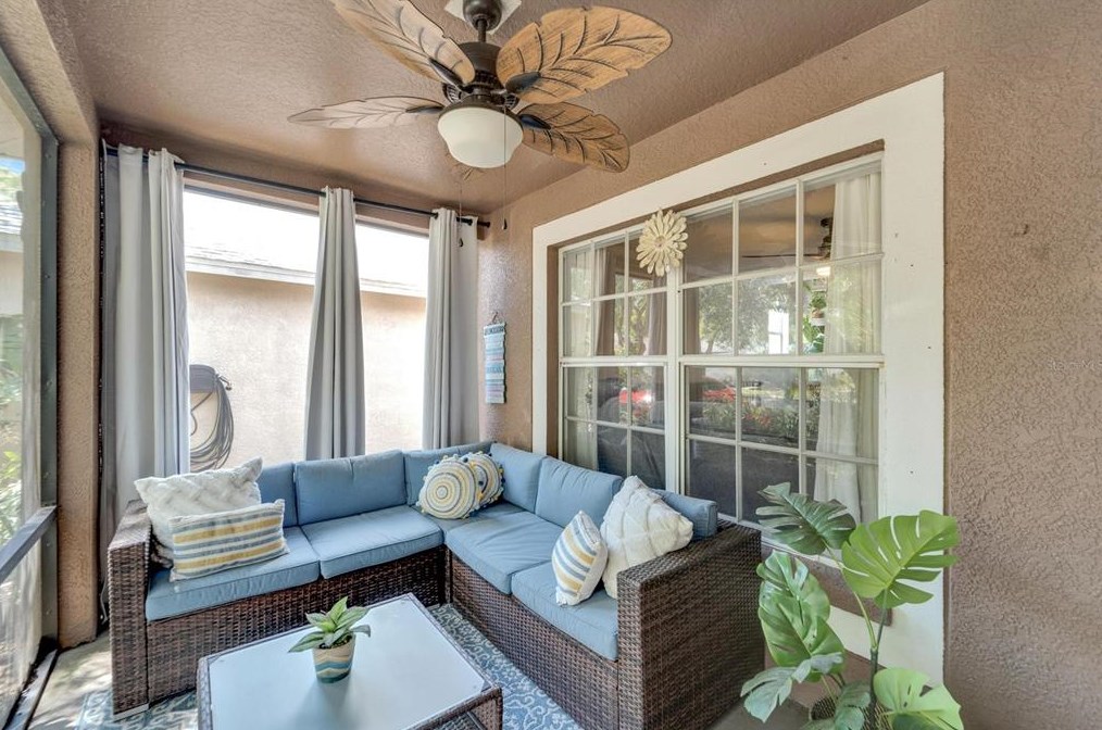 6151 Kiteridge Dr, Lithia FL 33547-5849 exterior