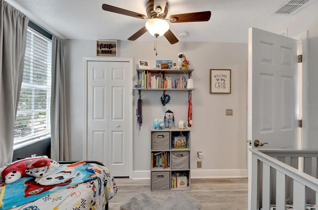 6151 Kiteridge Dr, Lithia FL 33547-5849 exterior