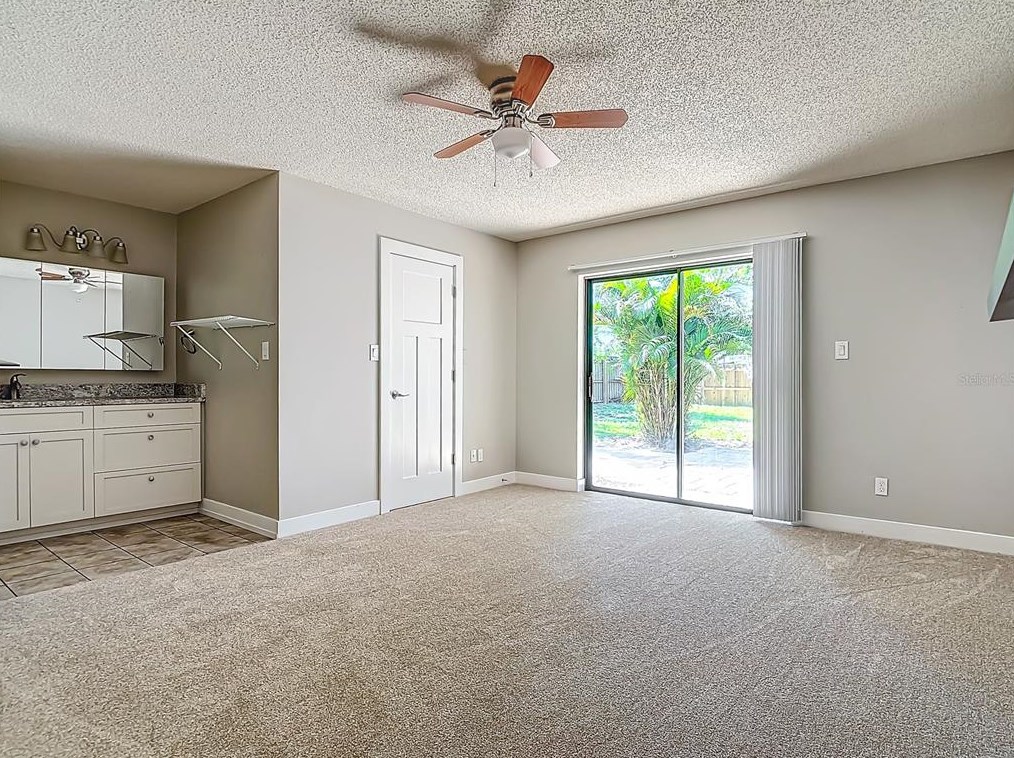 1502 Teakwood Dr, Plant City FL  33563-7848 exterior