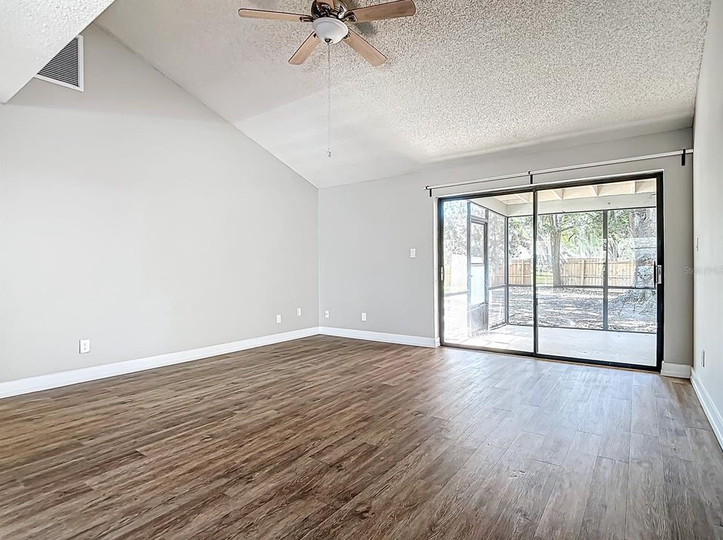 1502 Teakwood Dr, Plant City FL  33563-7848 exterior