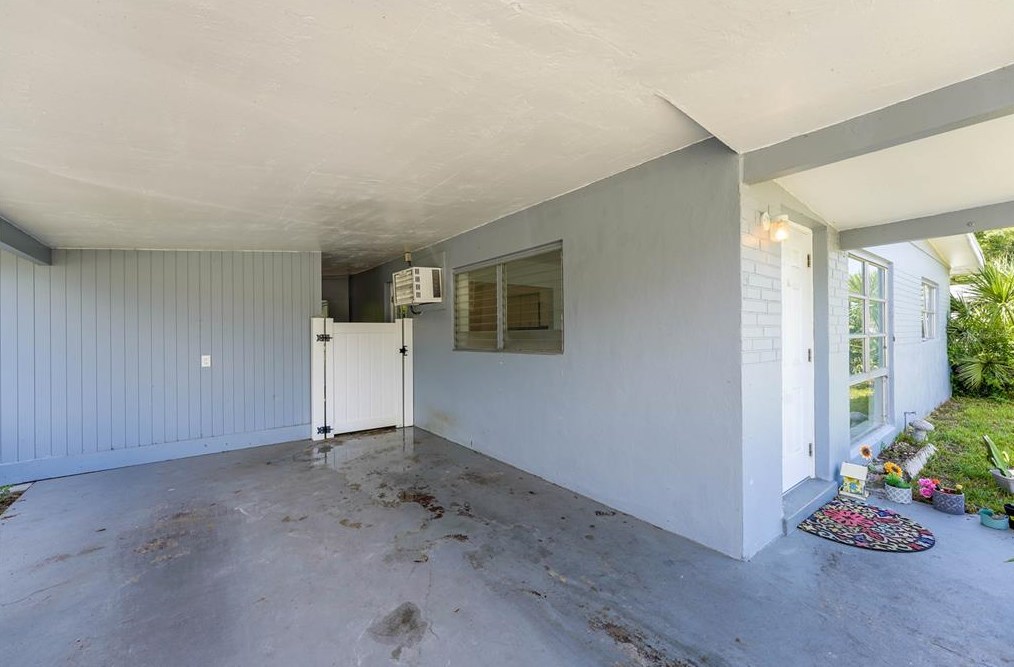 5224 Kapok Dr, New Port Richey FL  34652-4654 exterior