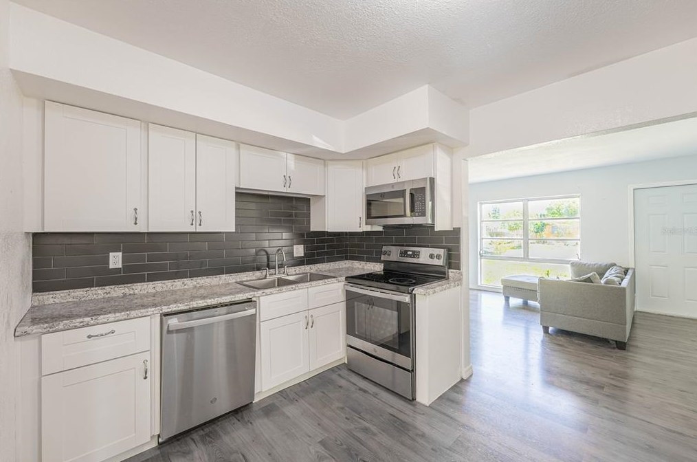 5224 Kapok Dr, New Port Richey FL  34652-4654 exterior