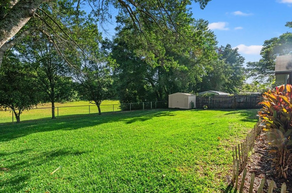 14037 Gregory St, Brooksville FL  34609-6550 exterior