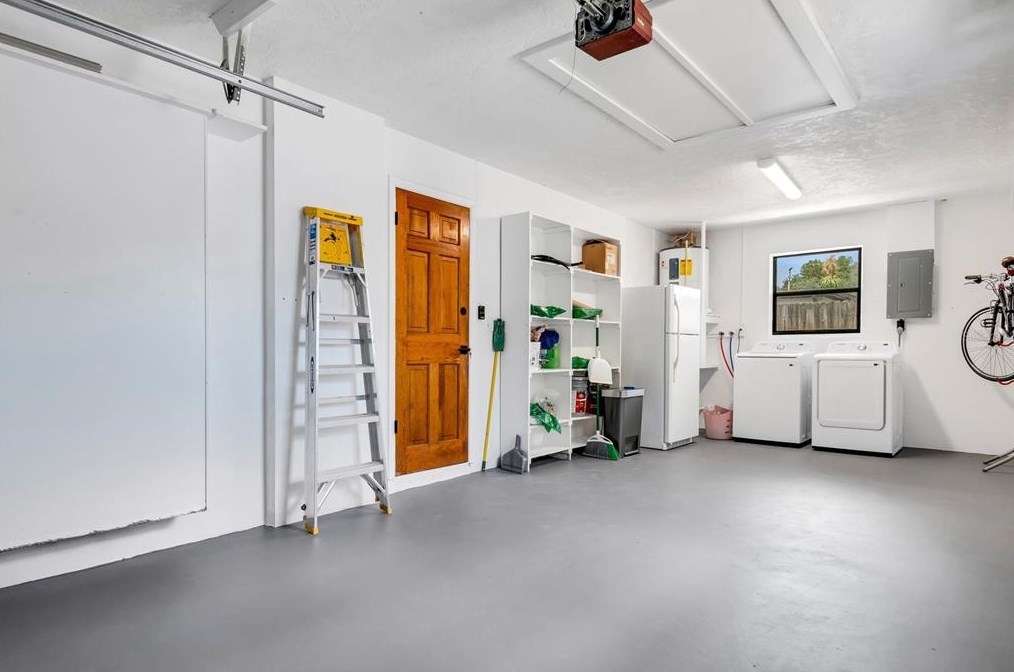 4071 34th Ave, Saint Petersburg FL  33713-1264 exterior