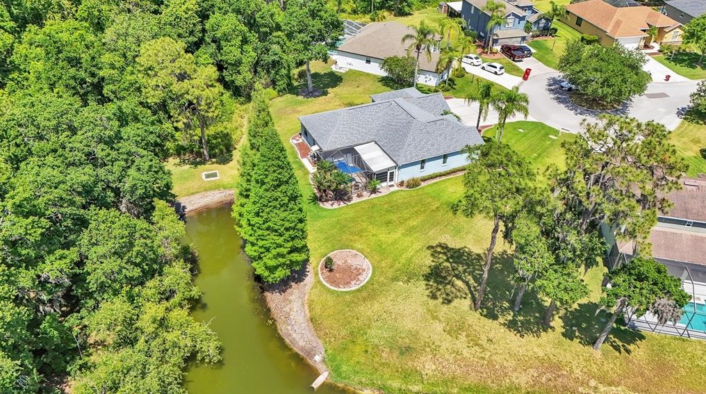 2701 Spg Mdw Dr, Plant City FL  33566-9618 exterior