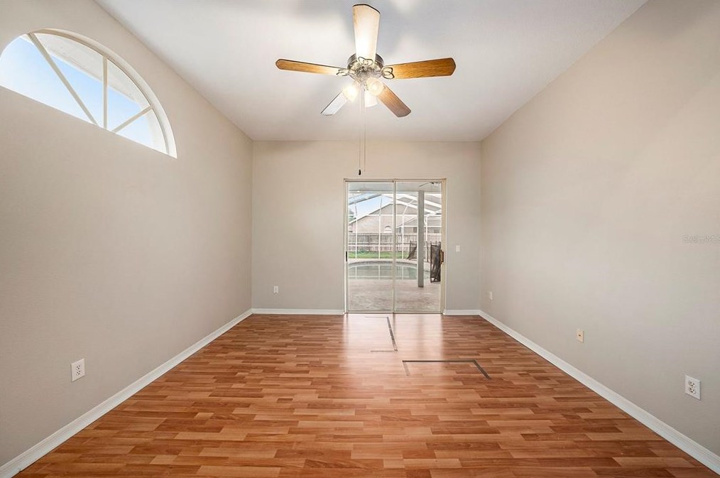 10012 Kingshyre Way, Tampa FL 33647-2875 exterior