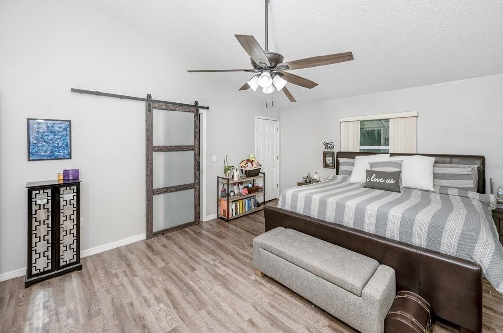 1313 Covey Cir, Lakeland FL 33809-4698 exterior