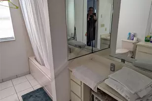 1107 W Coral St, Tampa, FL 33602 - Photo 13