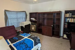 1107 W Coral St, Tampa, FL 33602 - Photo 9