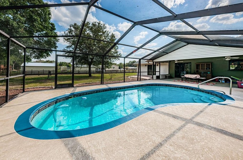 4522 Horseshoe Lake Way, Plant City FL  33565-5386 exterior
