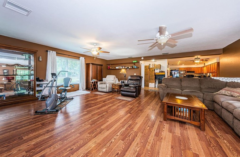 4522 Horseshoe Lake Way, Plant City FL  33565-5386 exterior