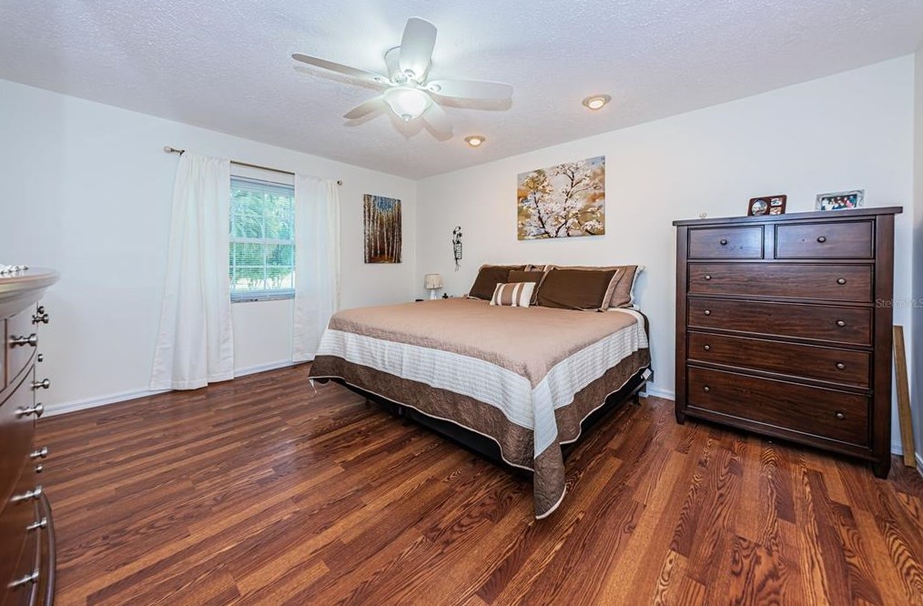 4522 Horseshoe Lake Way, Plant City FL  33565-5386 exterior