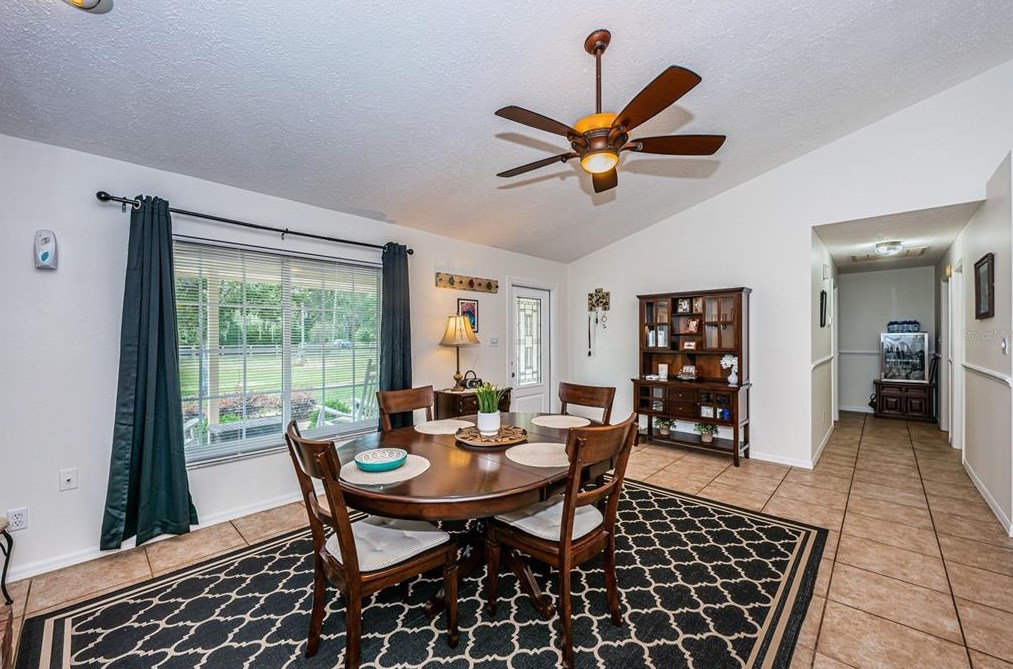 4522 Horseshoe Lake Way, Plant City FL  33565-5386 exterior