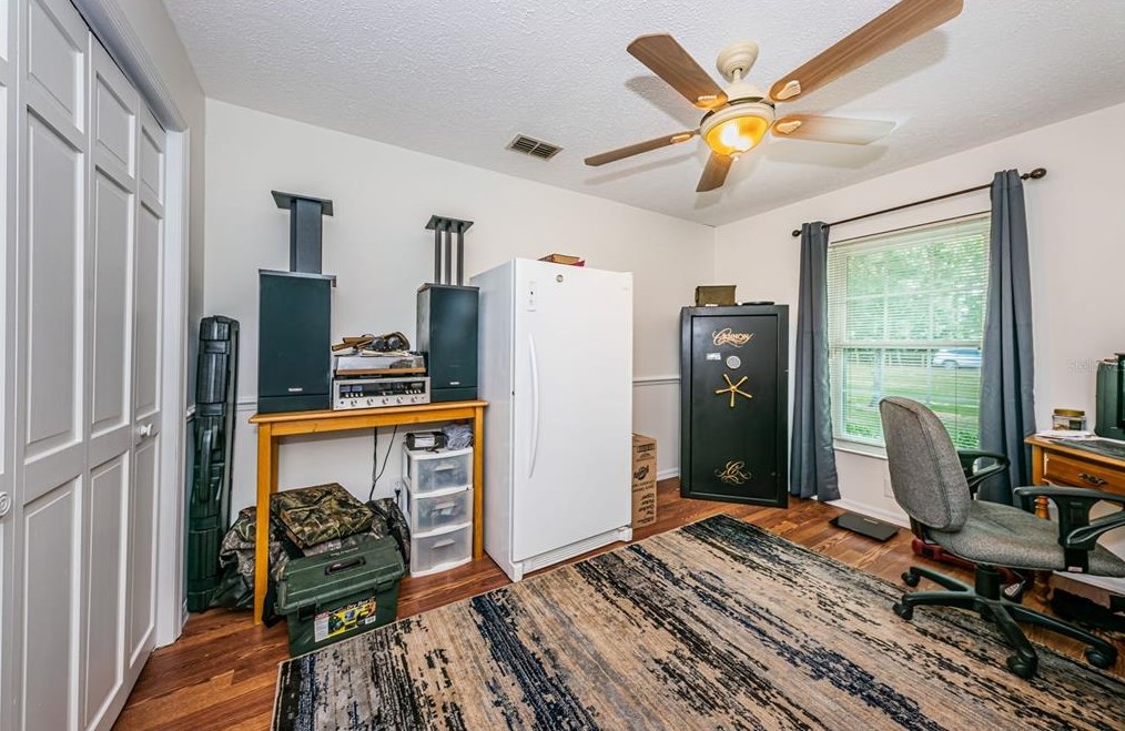 4522 Horseshoe Lake Way, Plant City FL  33565-5386 exterior