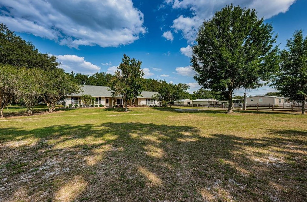 4522 Horseshoe Lake Way, Plant City FL  33565-5386 exterior