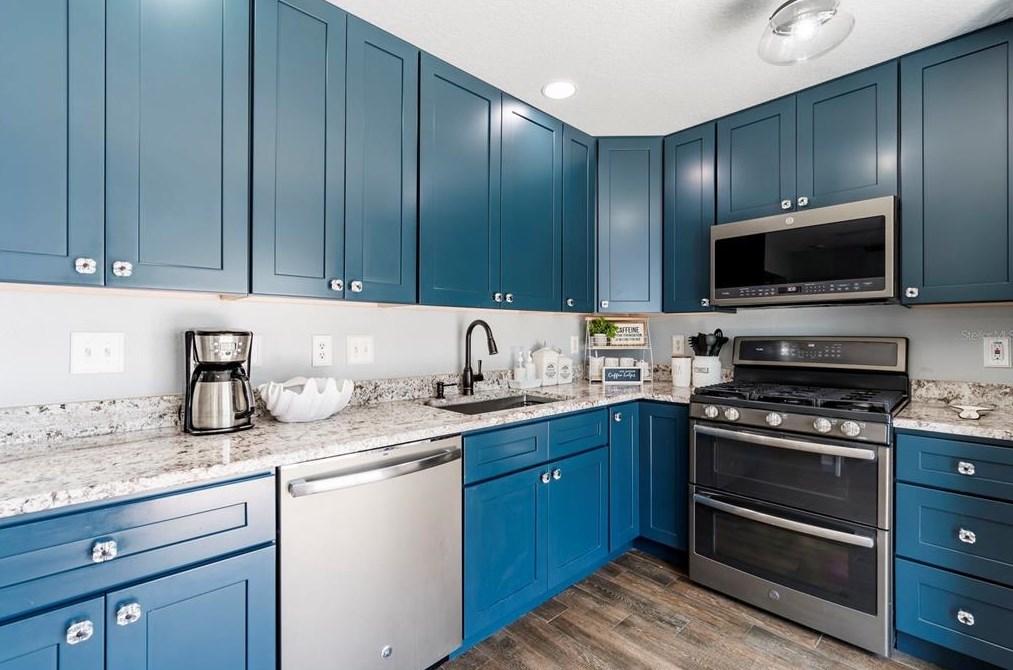 6158 Kiteridge Dr, Lithia FL  33547-5849 exterior