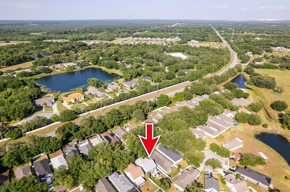 6158 Kiteridge Dr, Lithia FL  33547-5849 exterior