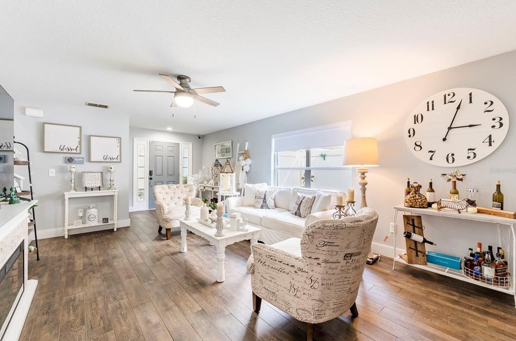 6158 Kiteridge Dr, Lithia FL  33547-5849 exterior