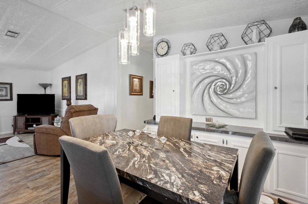 36341 Bonney Dr, Zephyrhills FL 33541-0784 exterior